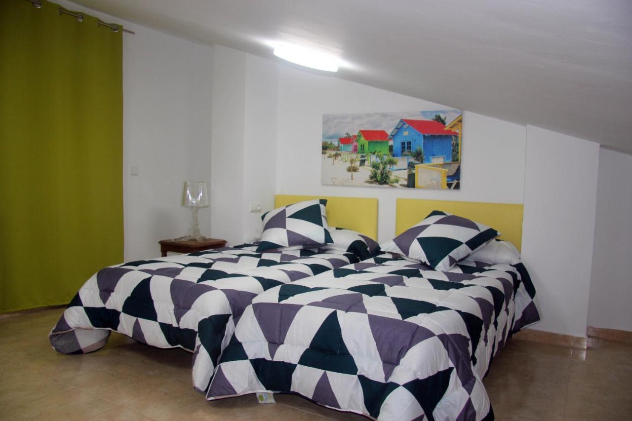 Holiday Apartments Malvarrosa Beach Valencia Luaran gambar