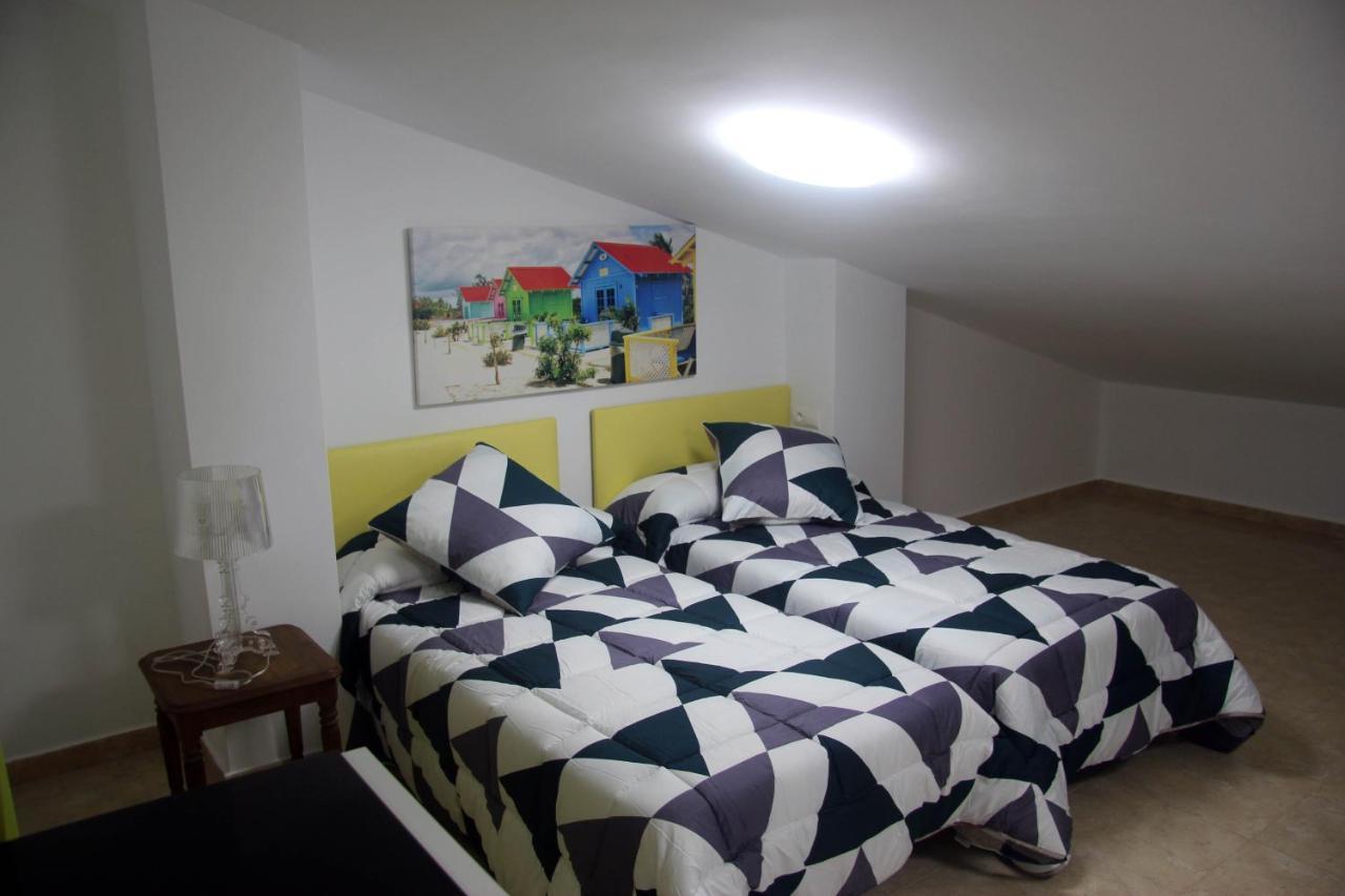 Holiday Apartments Malvarrosa Beach Valencia Luaran gambar